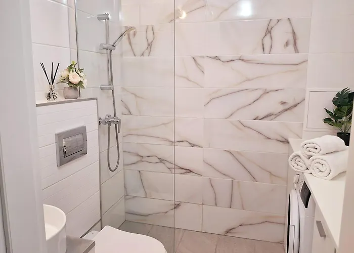 Jeziorna Strefa - Zone *